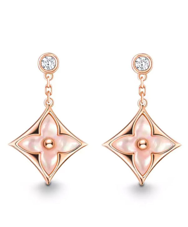 Color Blossom BB Star Ear Stud Q96667